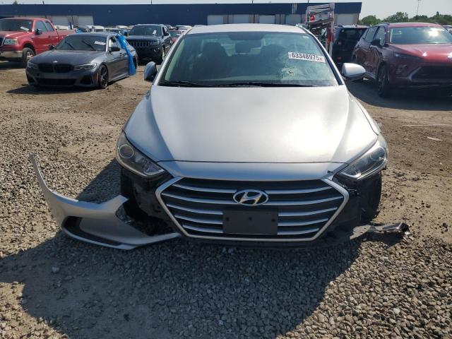  HYUNDAI ELANTRA 2018 Srebrny