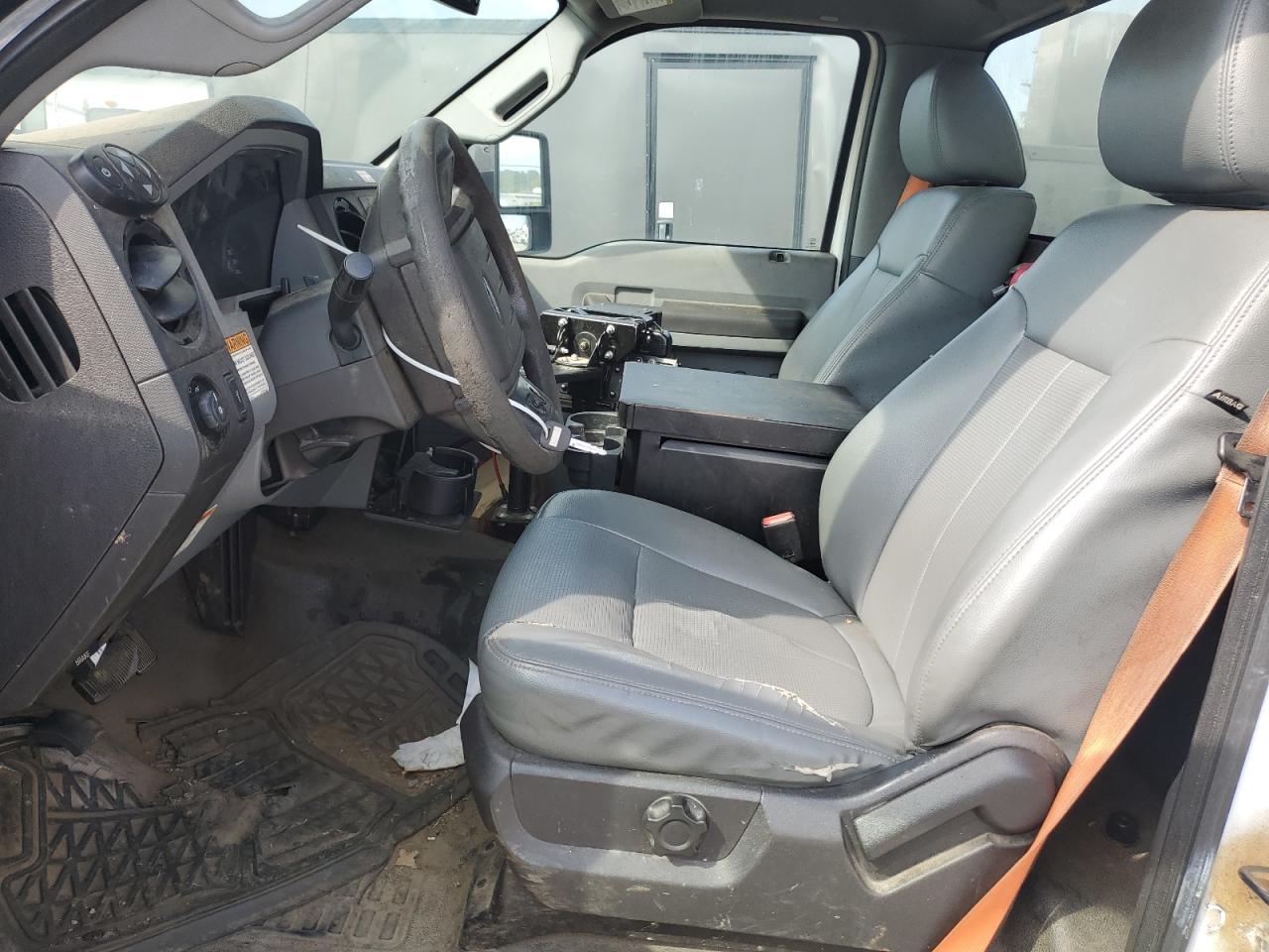 2015 Ford F450 Super Duty VIN: 1FDUF4GY1FEC93403 Lot: 64416025