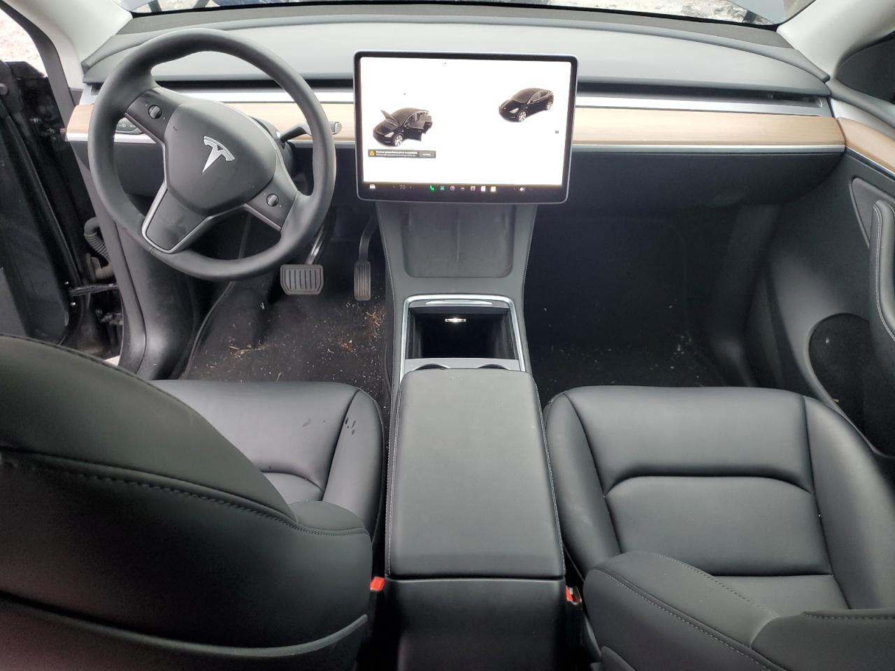 2024 Tesla Model Y VIN: 7SAYGDEE4RF029643 Lot: 66671295