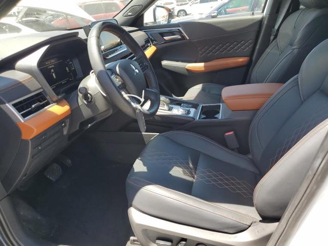  MITSUBISHI OUTLANDER 2024 Белы
