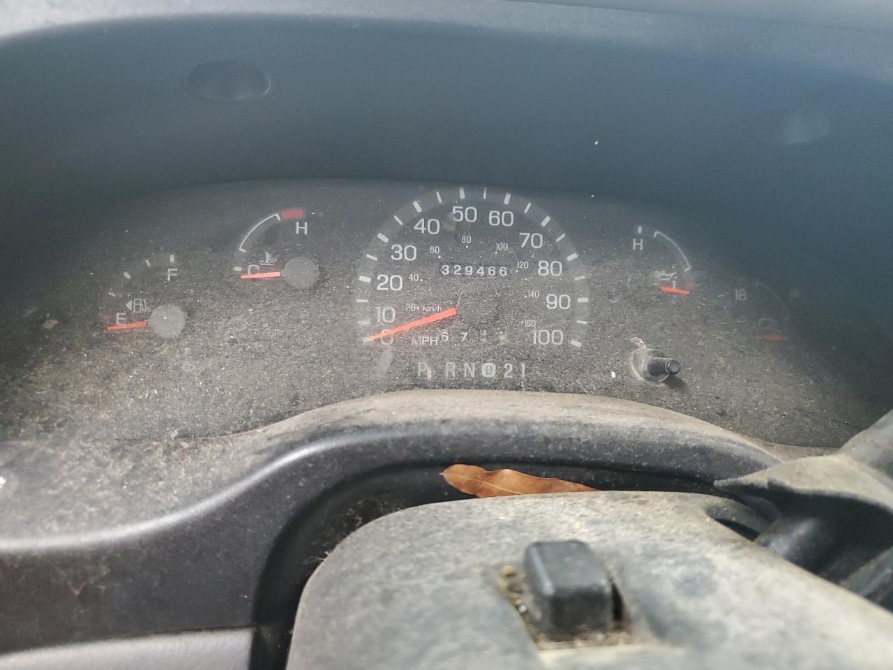 1998 Ford Econoline E250 Van VIN: 1FTNE24LXWHB44494 Lot: 86070495