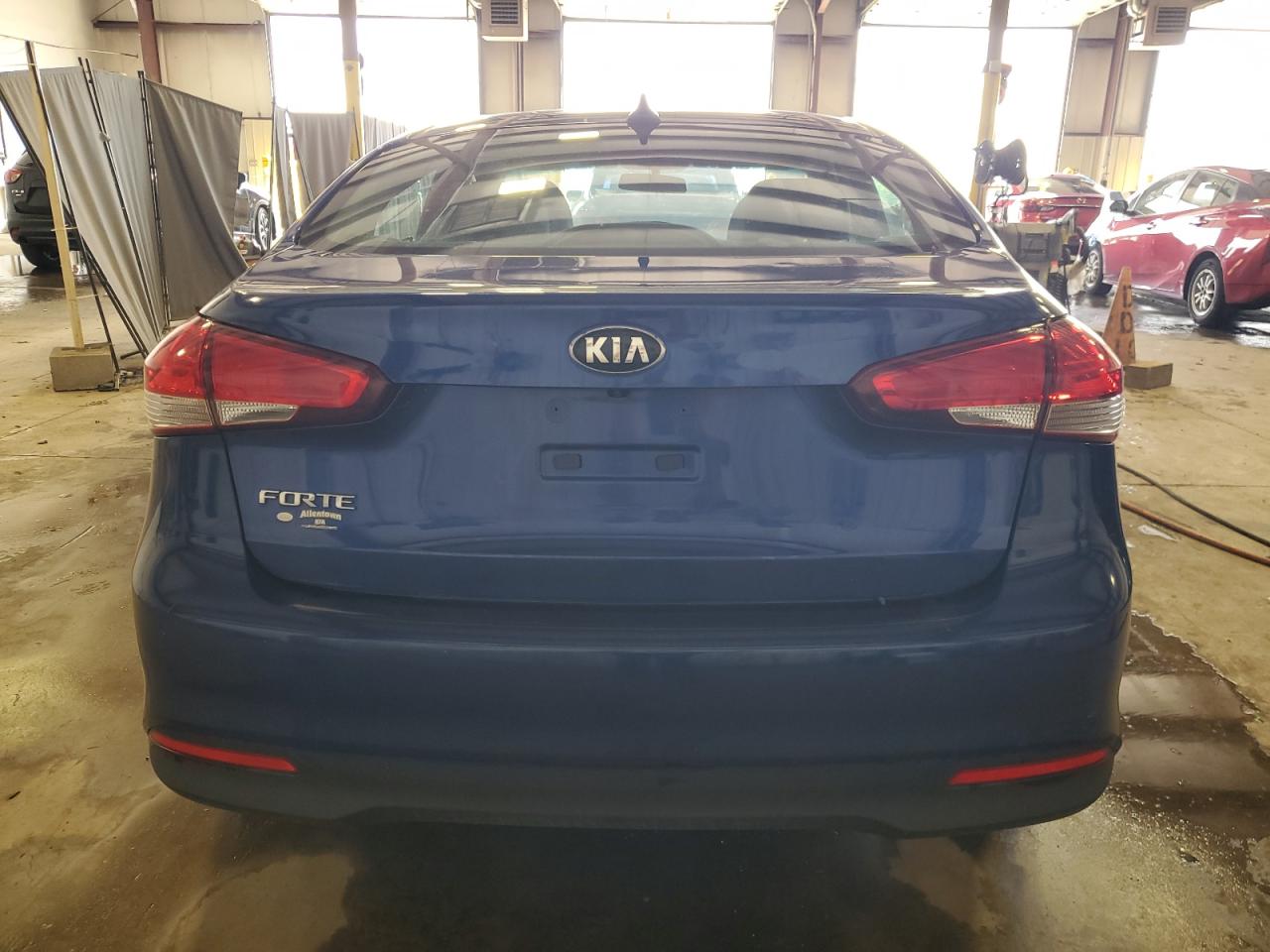 2017 Kia Forte Lx VIN: 3KPFL4A79HE048555 Lot: 64568435