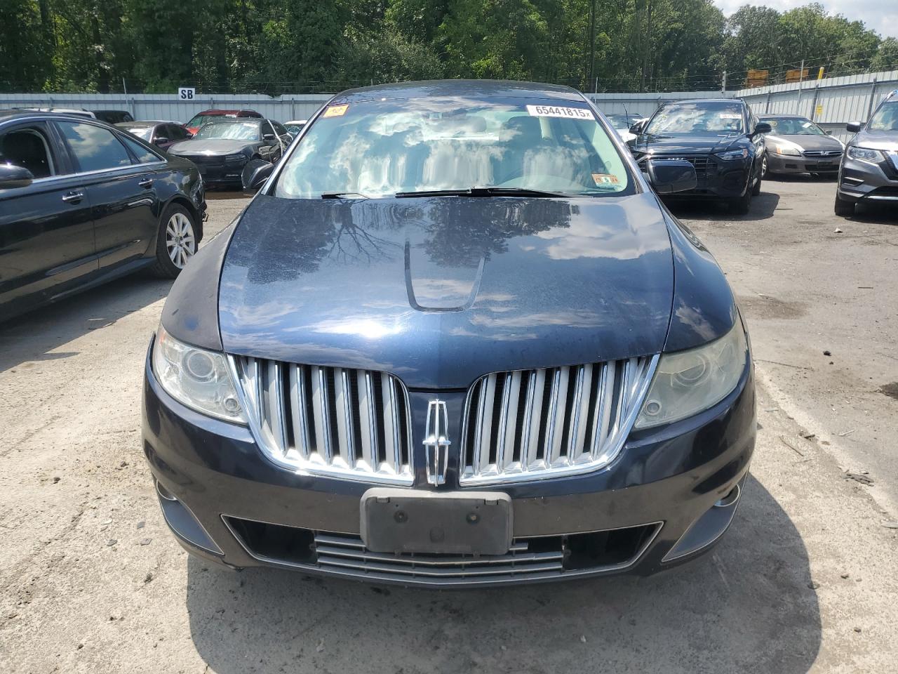 1LNHM93R79G611990 2009 Lincoln Mks