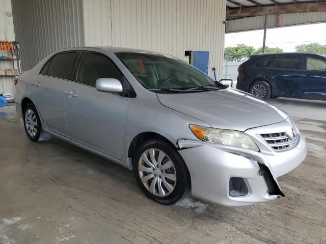  TOYOTA COROLLA 2013 Srebrny