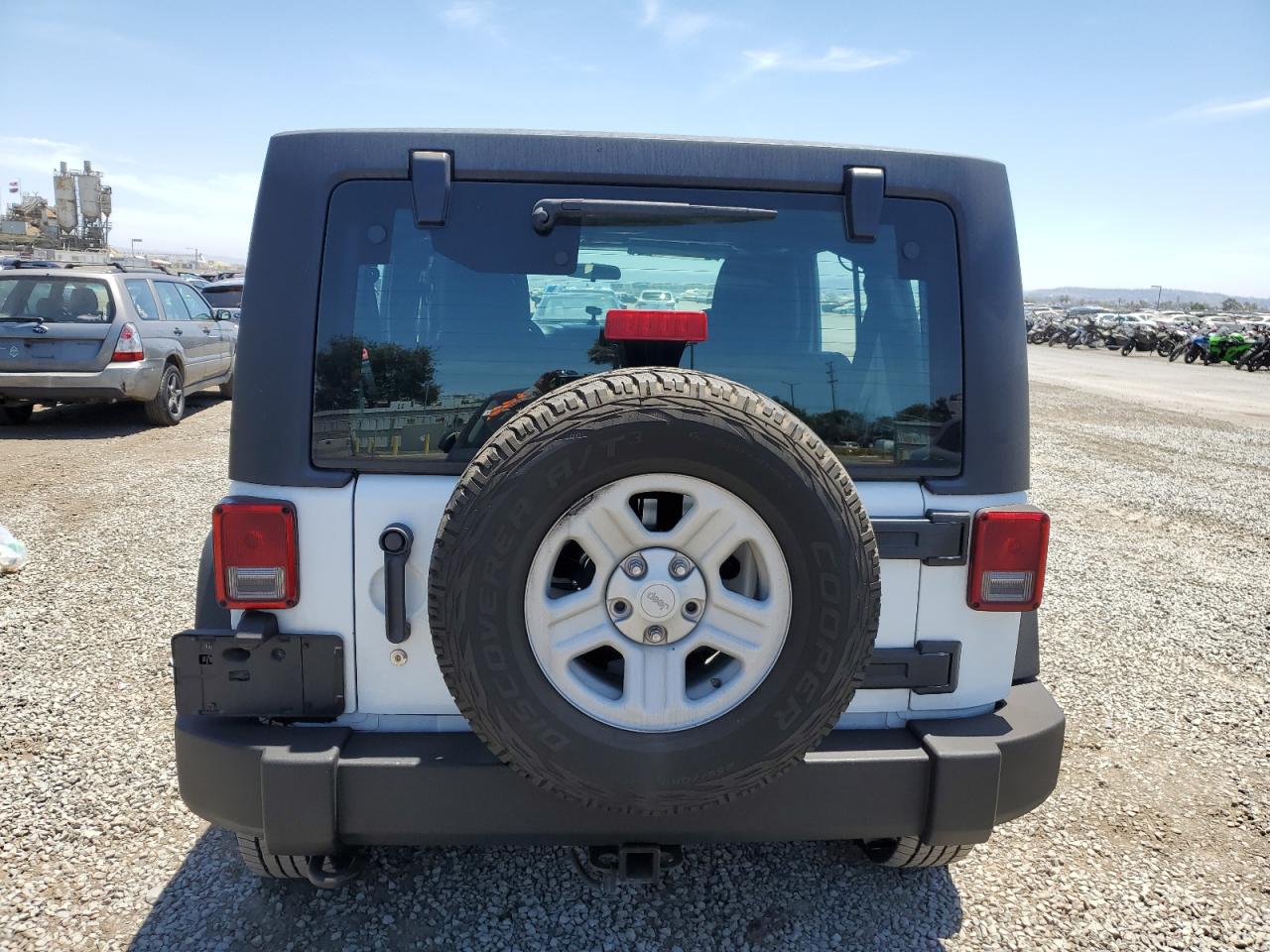 2014 Jeep Wrangler Unlimited Sport VIN: 1C4BJWDG0EL243541 Lot: 64254125