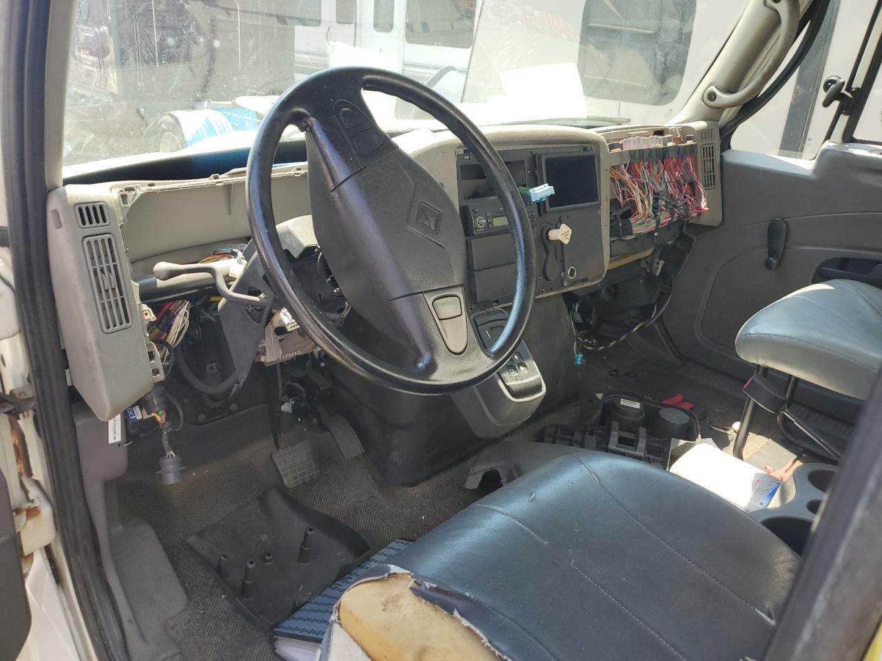 2008 International 4000 4400 VIN: 1HTMKAAN08H576795 Lot: 61603705