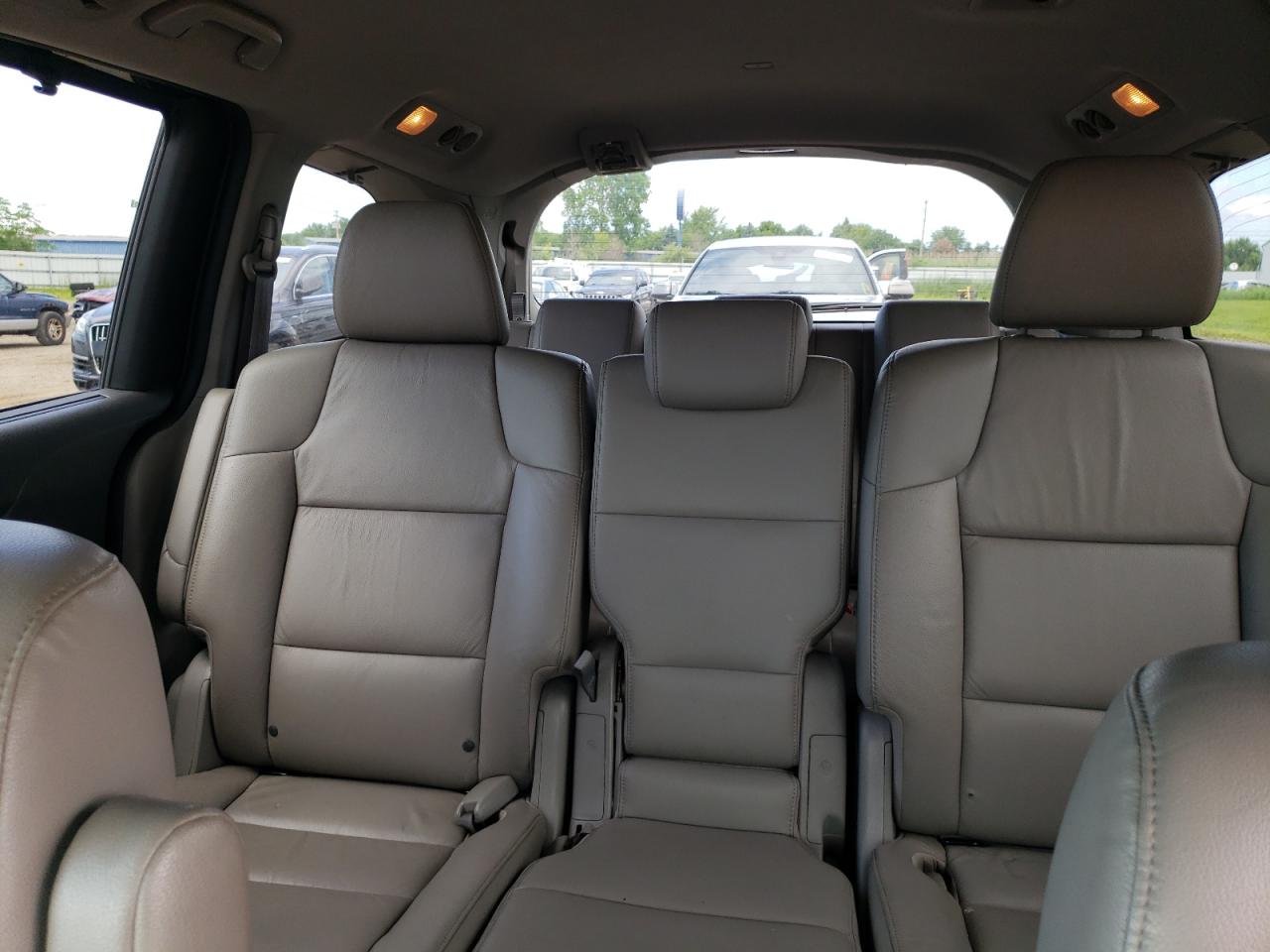 2011 Honda Odyssey Touring VIN: 5FNRL5H93BB011674 Lot: 63323535