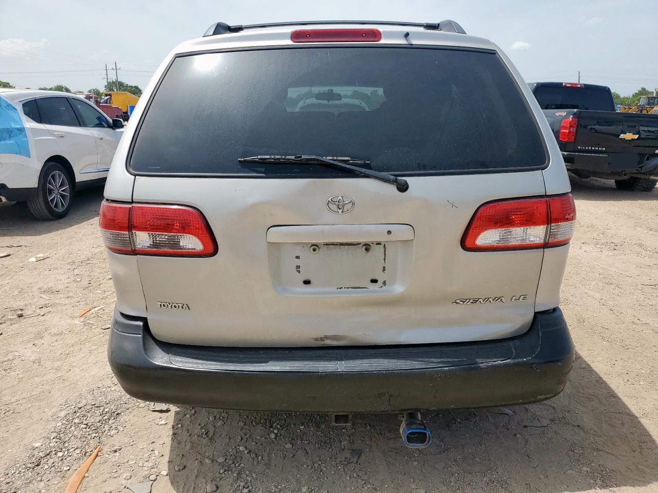 2001 Toyota Sienna Le VIN: 4T3ZF13C11U323567 Lot: 62585565