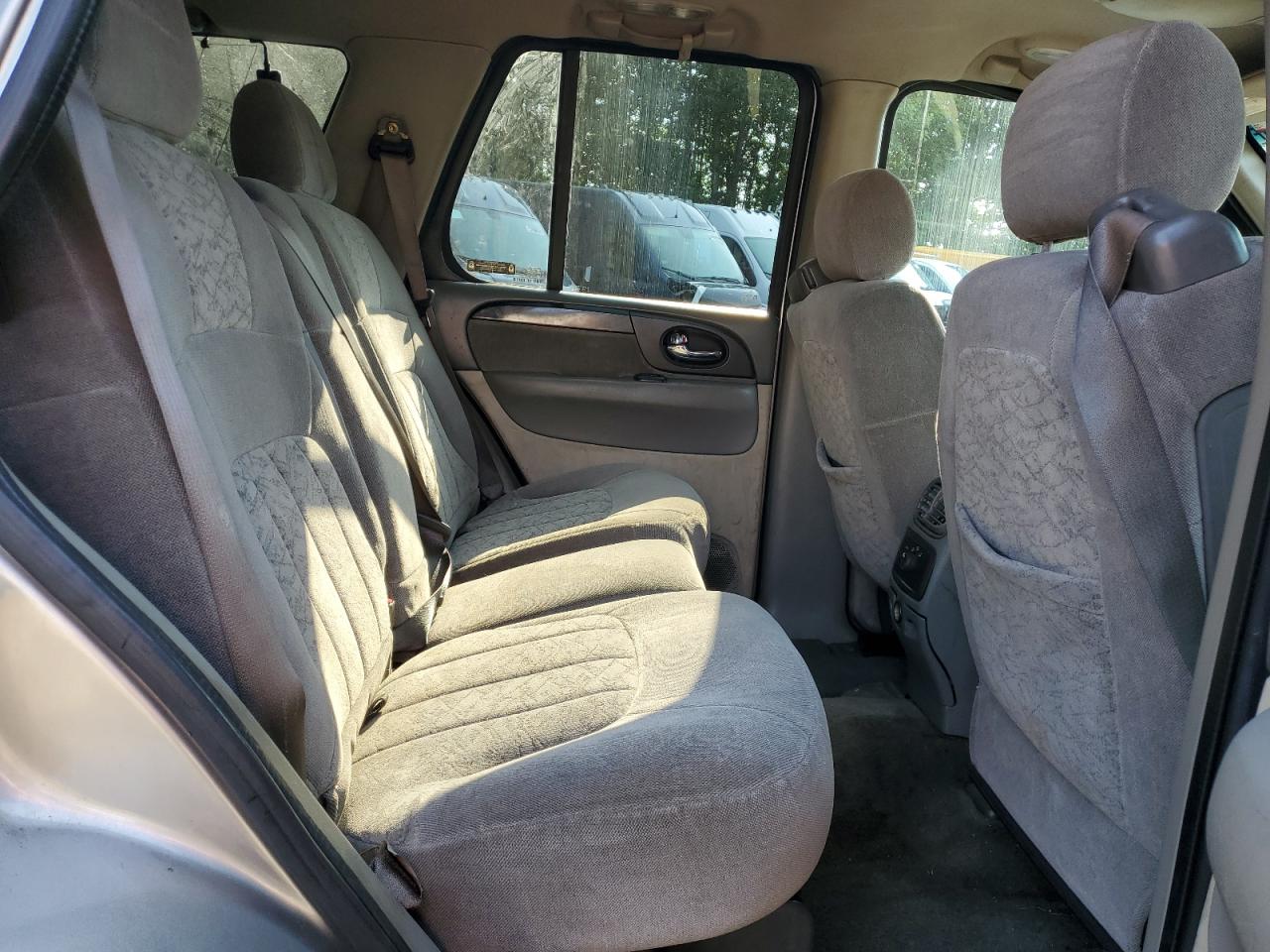 2002 GMC Envoy VIN: 1GKDS13S022270601 Lot: 63512445
