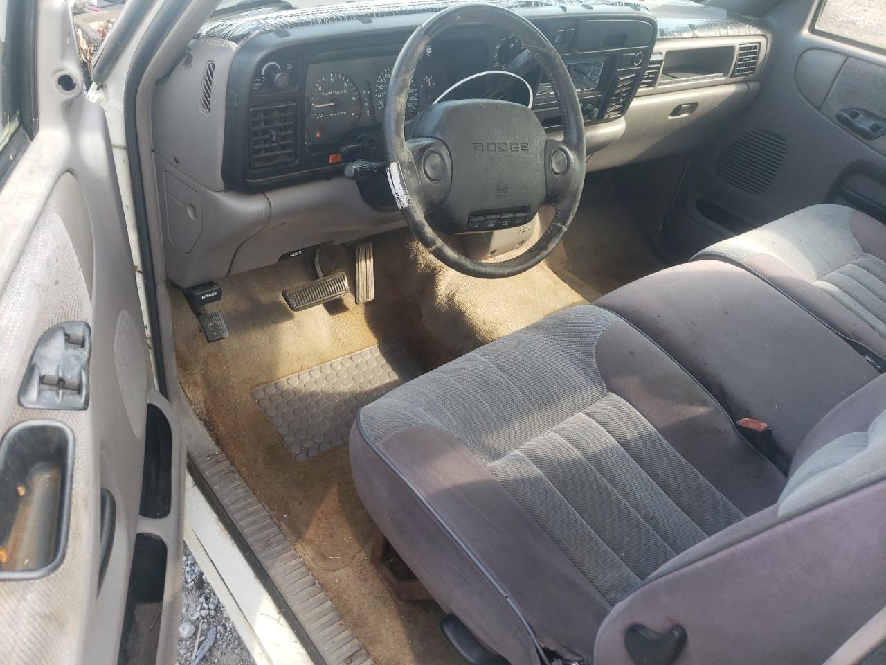 1995 Dodge Ram 1500 VIN: 1B7HC16Y5SS207746 Lot: 62829205