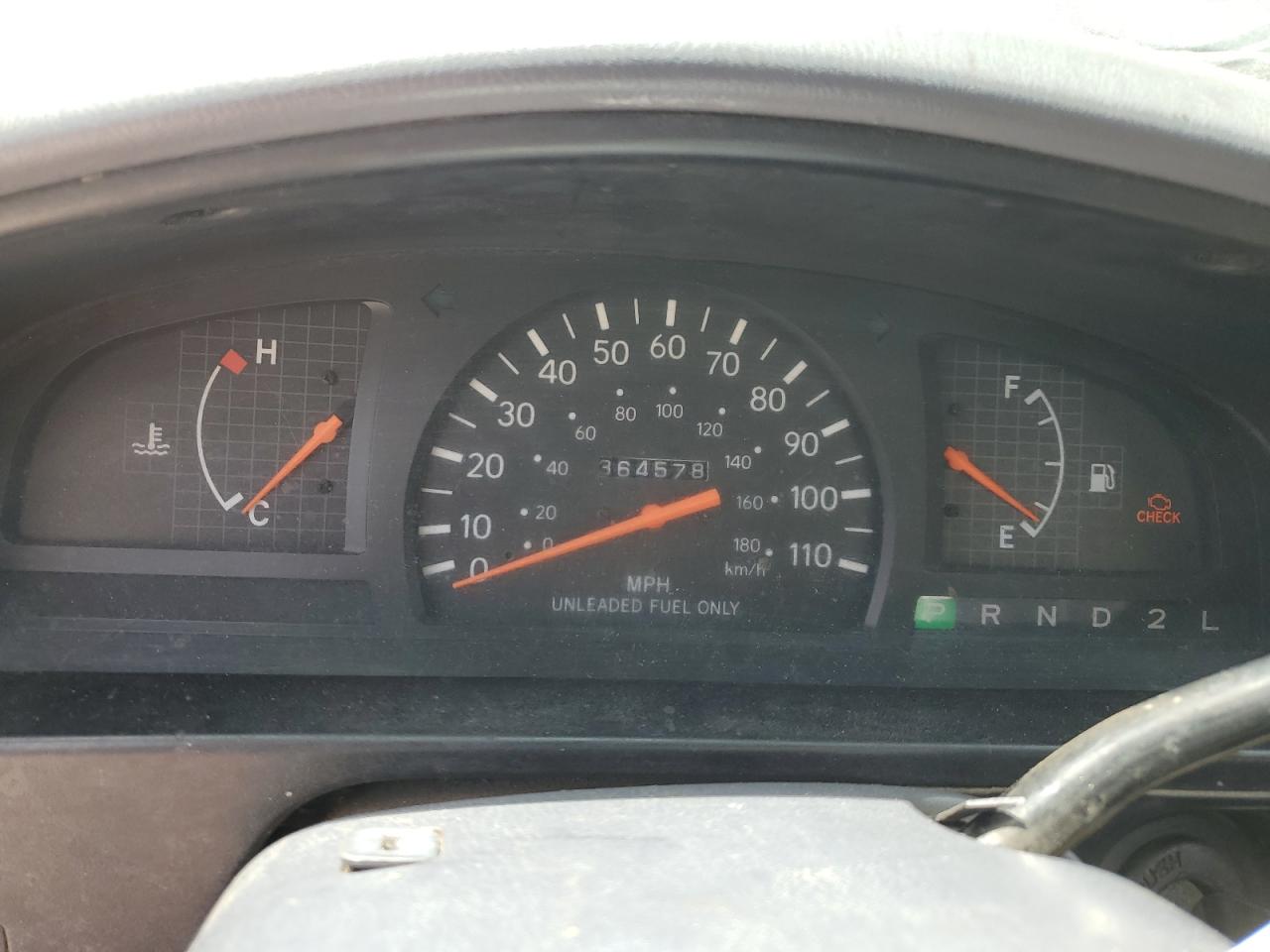 2000 Toyota Tacoma VIN: 5TENL42N7YZ705872 Lot: 65548145
