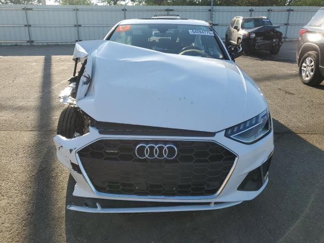  AUDI A4 2024 Biały