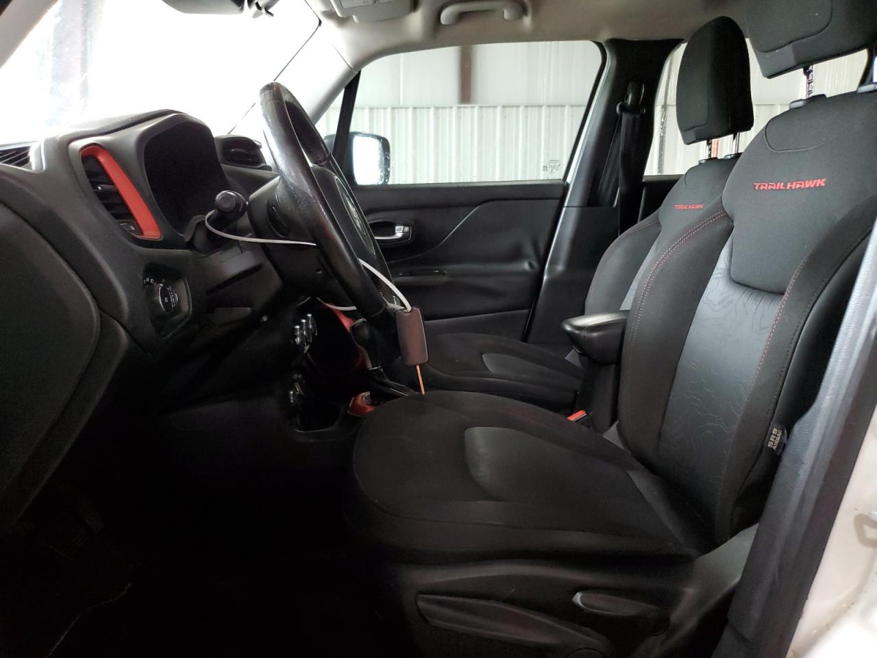 2015 Jeep Renegade Trailhawk VIN: ZACCJBCT8FPB78351 Lot: 64036095