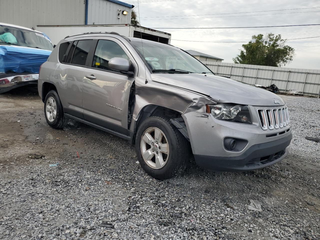 2017 Jeep Compass Latitude VIN: 1C4NJCEB1HD160195 Lot: 65261855