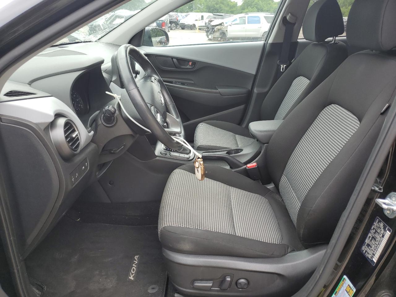 2020 Hyundai Kona Sel Plus VIN: KM8K6CAA8LU447992 Lot: 62816085