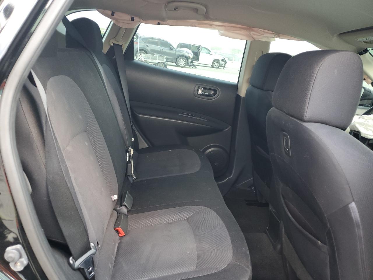 2011 Nissan Rogue S VIN: JN8AS5MV5BW689555 Lot: 63505825