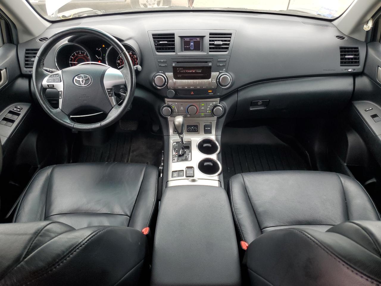 2011 Toyota Highlander Base VIN: 5TDBK3EH9BS064346 Lot: 64752005