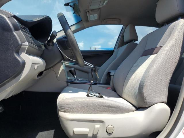  TOYOTA CAMRY 2013 Srebrny