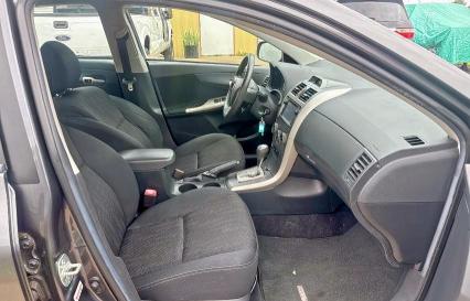 Седаны TOYOTA COROLLA 2013 Серый