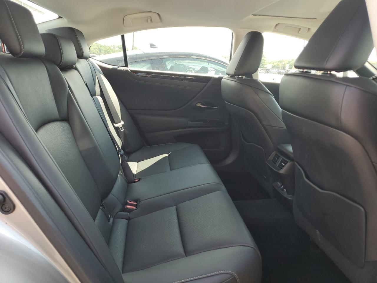 2021 Lexus Es 250 Base VIN: 58AD11D19MU006499 Lot: 63091235