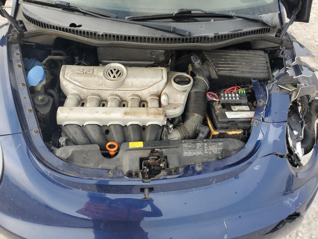 2007 Volkswagen New Beetle 2.5L Option Package 1 VIN: 3VWRW31C07M519831 Lot: 64253175