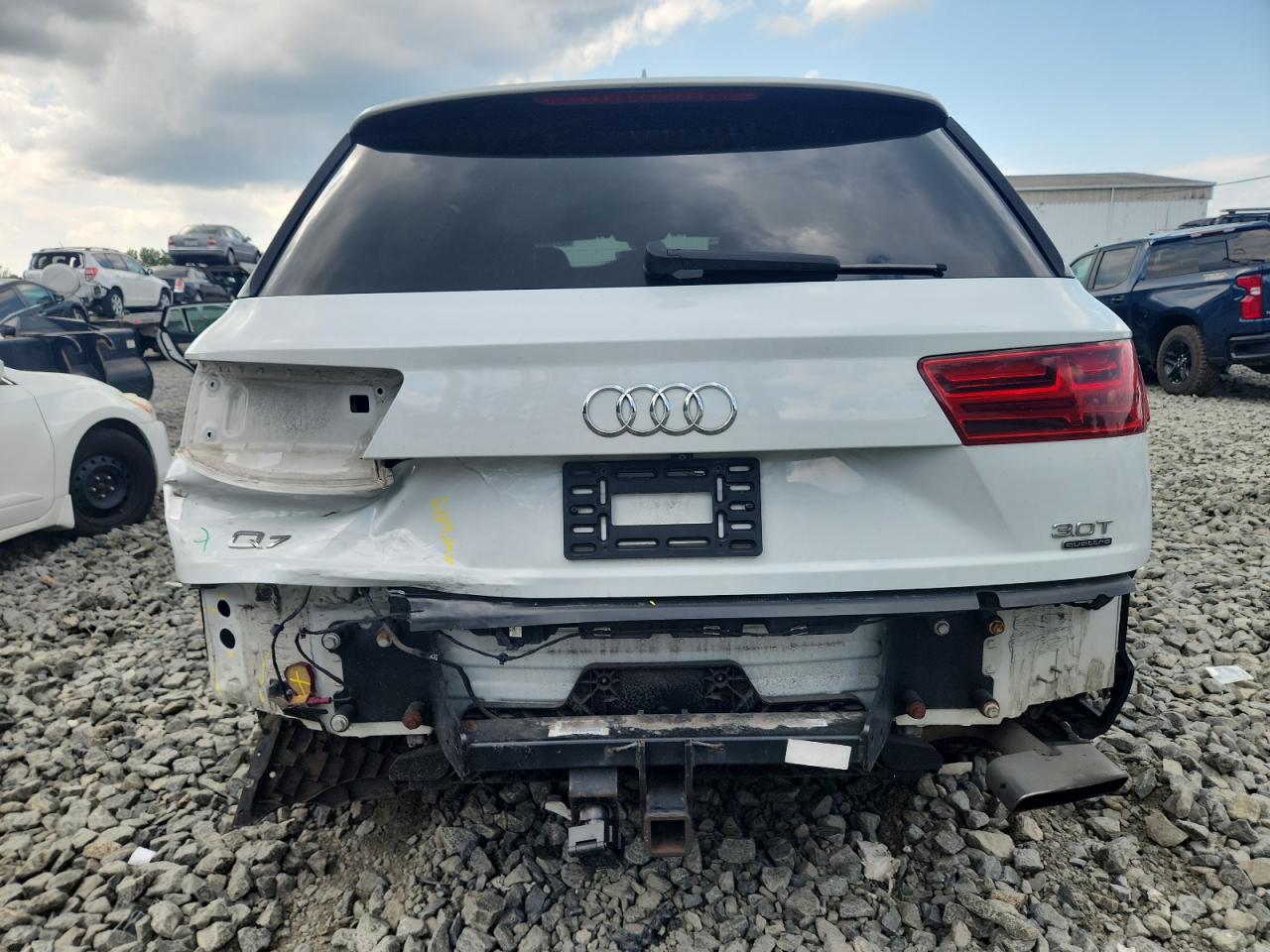 2017 Audi Q7 Premium Plus VIN: WA1LAAF72HD002027 Lot: 64785685