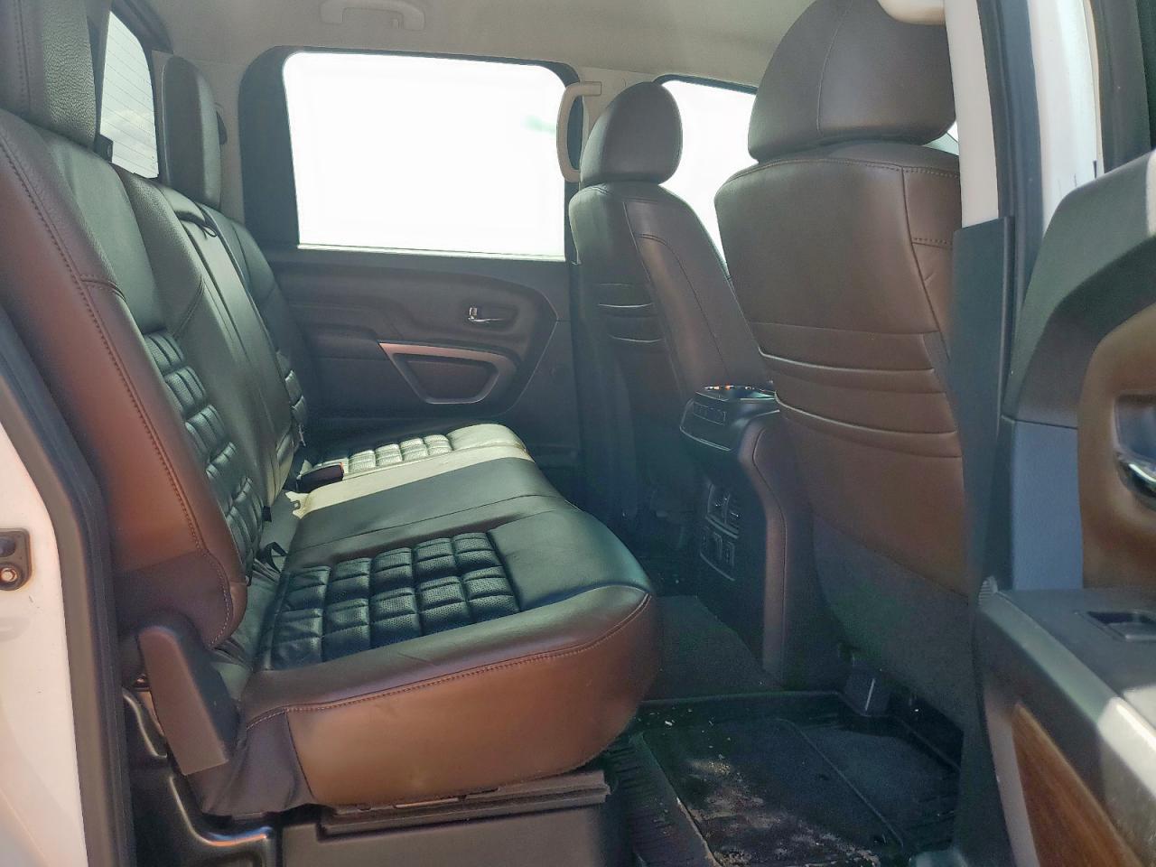 2017 Nissan Titan Xd Sl VIN: 1N6BA1F42HN556635 Lot: 63595545