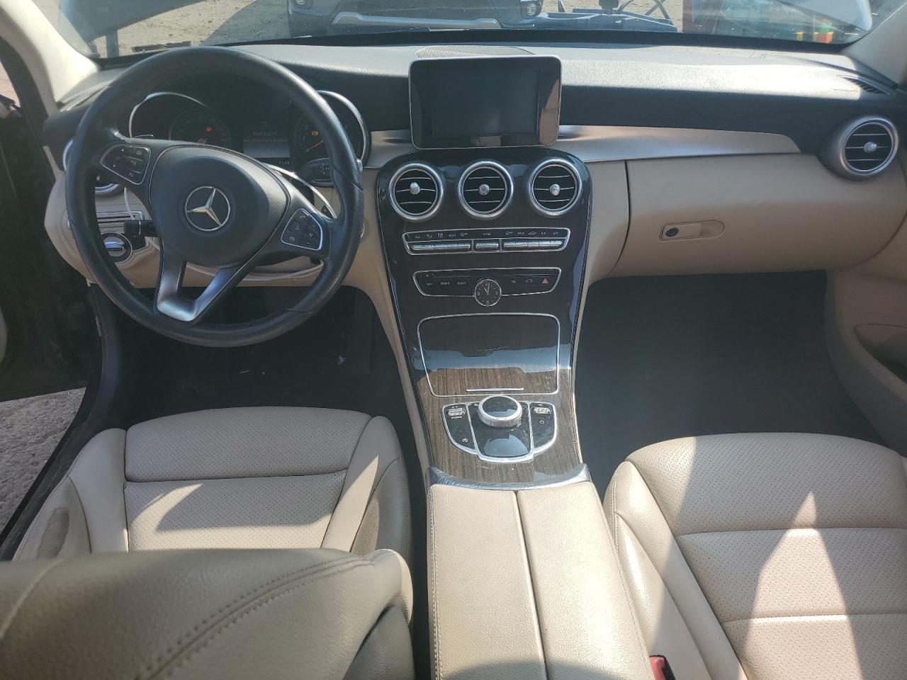 2017 Mercedes-Benz C 300 VIN: 55SWF4JB7HU229786 Lot: 64435065