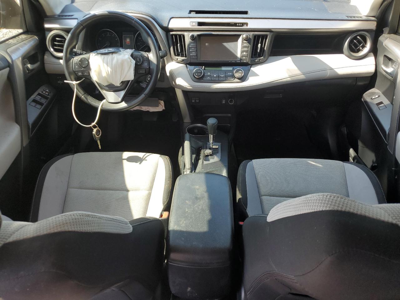 2017 Toyota Rav4 Xle VIN: JTMWFREV4HD098455 Lot: 64361985