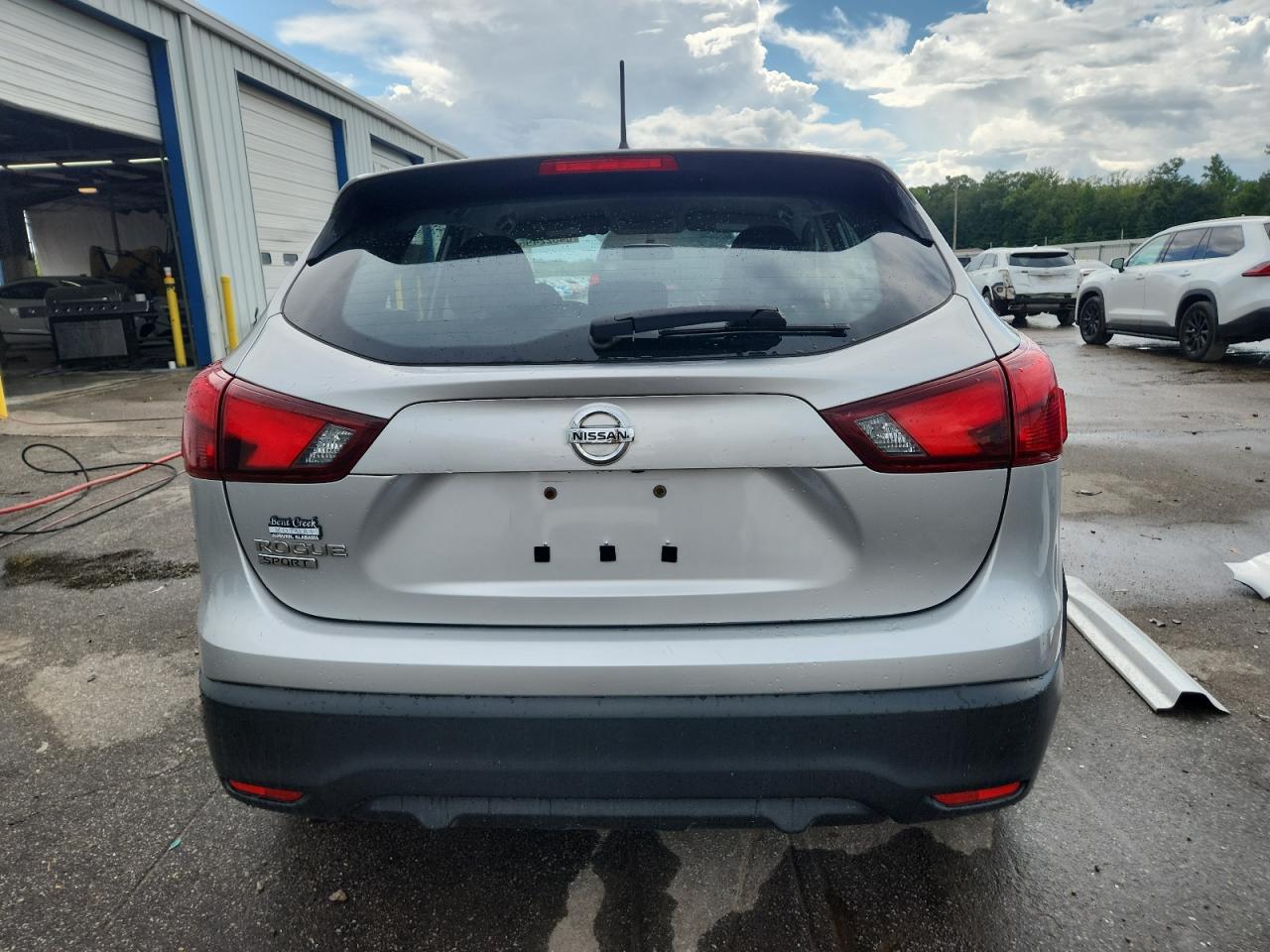 2018 Nissan Rogue Sport S VIN: JN1BJ1CP5JW151017 Lot: 64622495