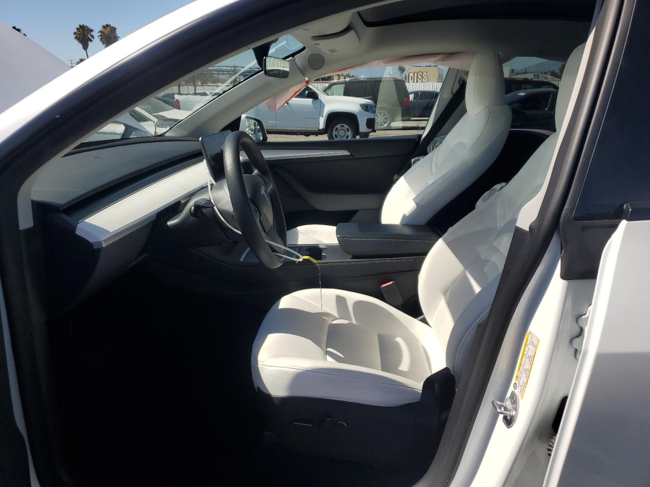 2023 Tesla Model Y VIN: 7SAYGDEE8PA118996 Lot: 64296955
