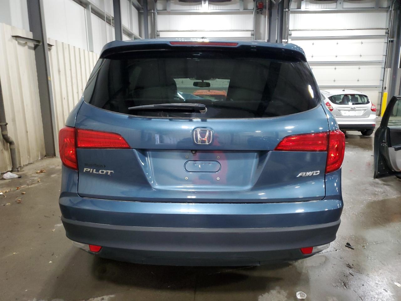2017 Honda Pilot Exl VIN: 5FNYF6H56HB008315 Lot: 64335655