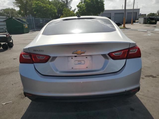  CHEVROLET MALIBU 2017 Srebrny