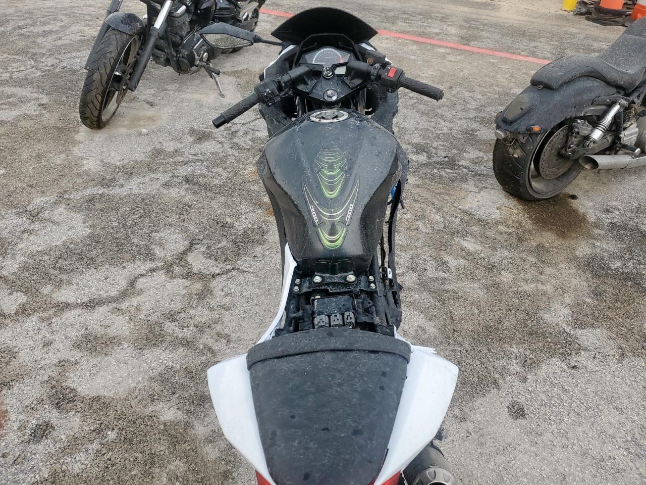 jkaex8a15gda27184 JKAEX8A15GDA27184 2016 Kawasaki Ex300 A