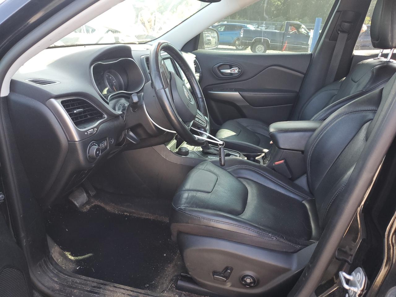 2021 Jeep Cherokee Latitude Lux VIN: 1C4PJMMX8MD200570 Lot: 64667565