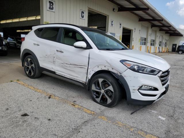  HYUNDAI TUCSON 2017 White