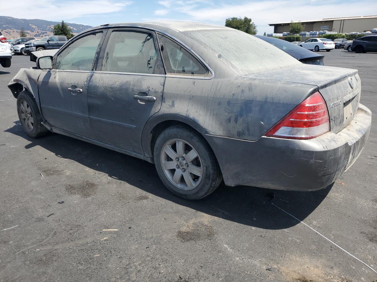 2005 Mercury Montego Luxury VIN: 1MEFM40185G617979 Lot: 65449095