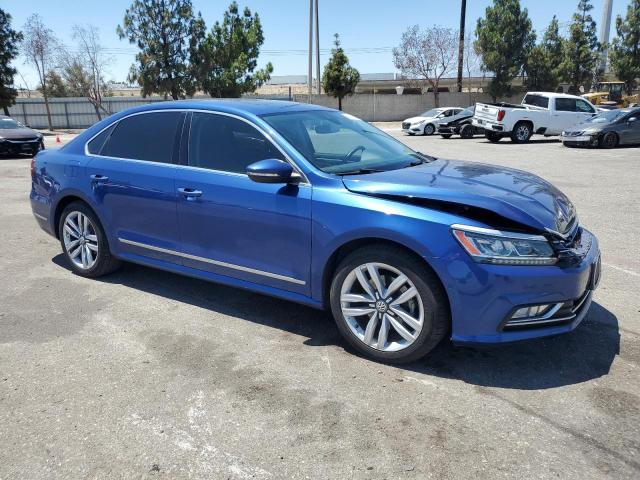  VOLKSWAGEN PASSAT 2017 Blue