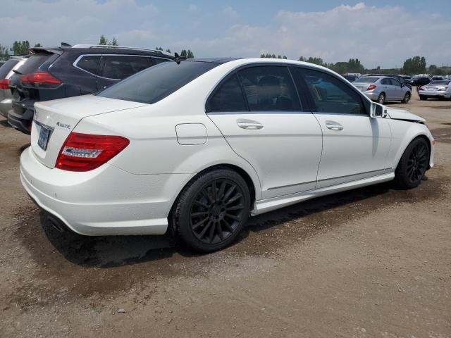  MERCEDES-BENZ C-CLASS 2012 Белы