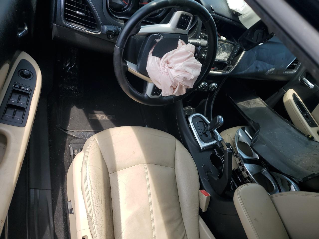 2011 Chrysler 200 Limited VIN: 1C3BC2FG3BN581715 Lot: 65690235