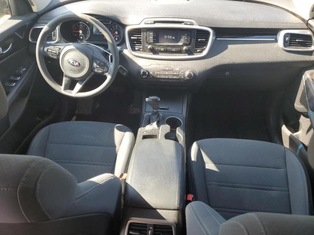  KIA SORENTO 2017 Серебристый