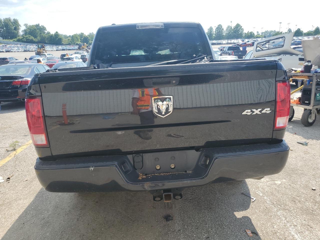 2017 Ram 1500 St VIN: 1C6RR7KG6HS858306 Lot: 62990605