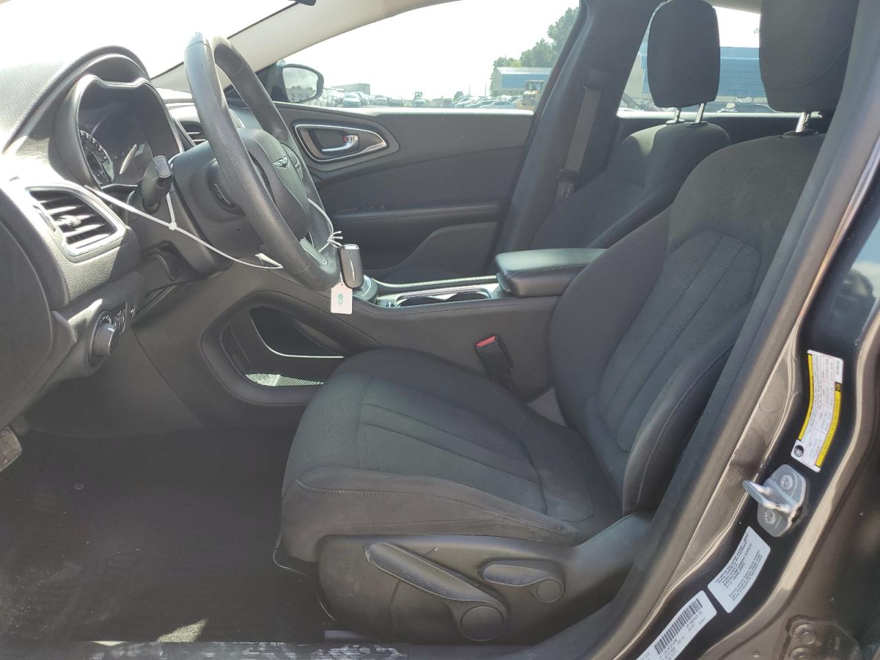 2016 Chrysler 200 Limited VIN: 1C3CCCAB1GN106786 Lot: 64945625