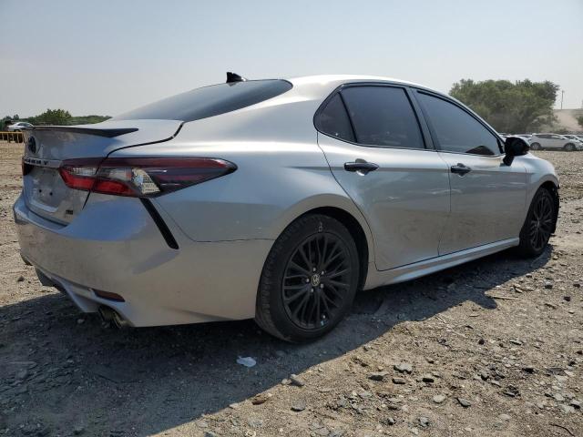  TOYOTA CAMRY 2022 Серебристый