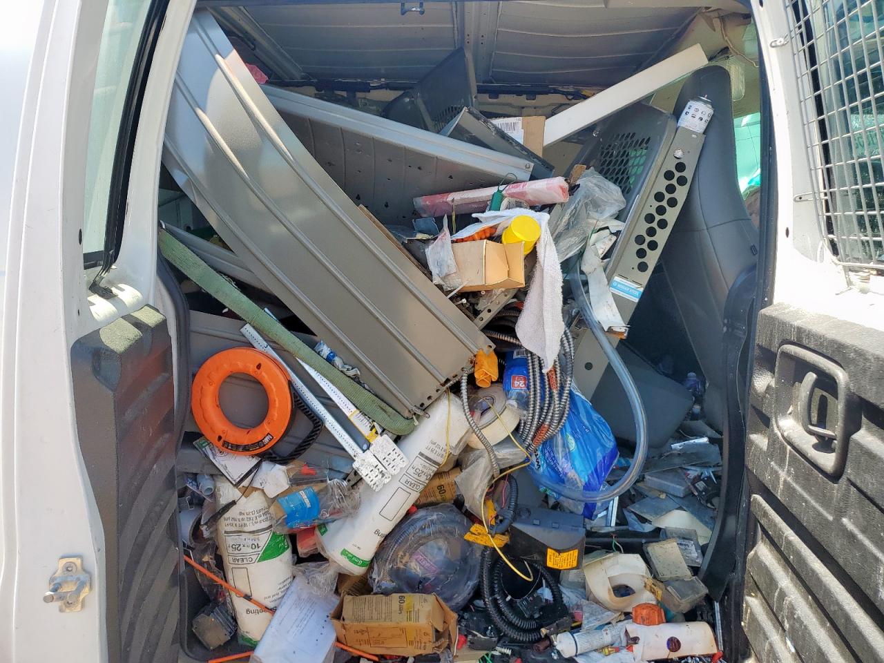 2019 GMC Savana G2500 VIN: 1GTW7BFG9K1335759 Lot: 65851055