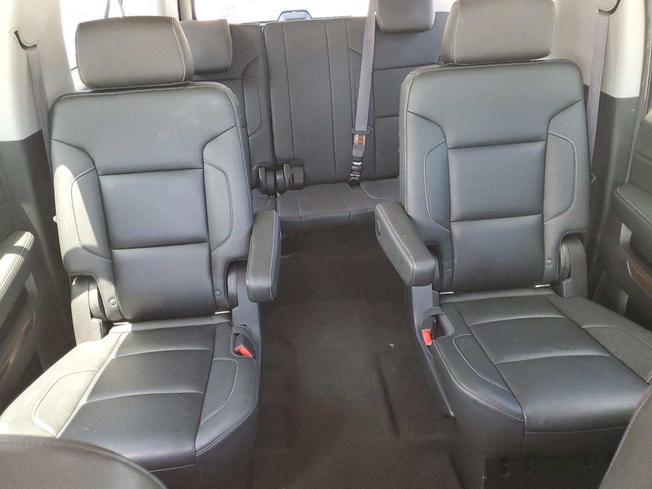 2017 Chevrolet Suburban C1500 Lt VIN: 1GNSCHKC3HR280176 Lot: 64605315