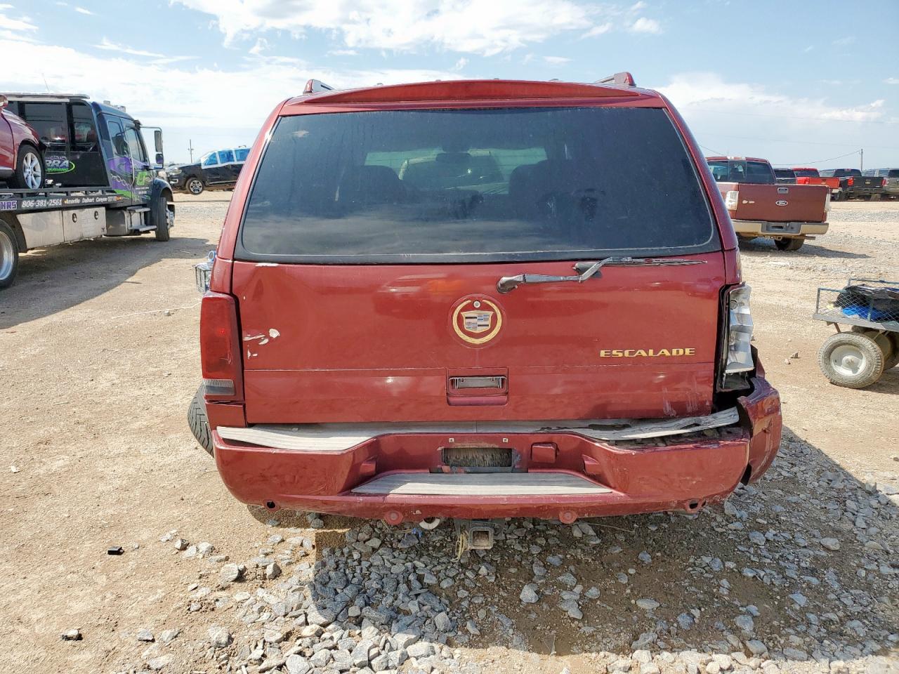 2002 Cadillac Escalade Luxury VIN: 1GYEK63N32R153989 Lot: 64122775
