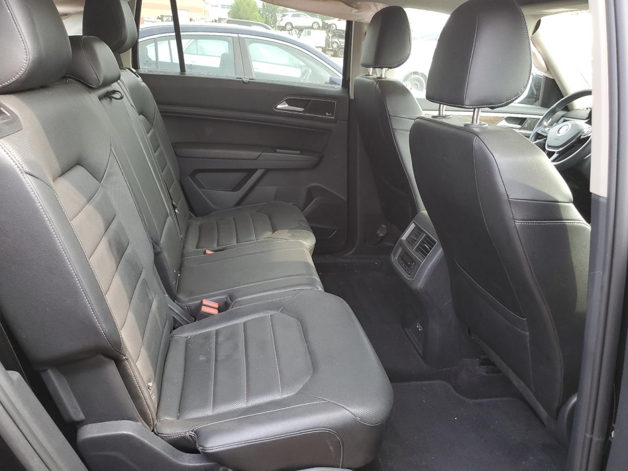 2019 Volkswagen Atlas Sel Premium VIN: 1V2NR2CA7KC504735 Lot: 60001535