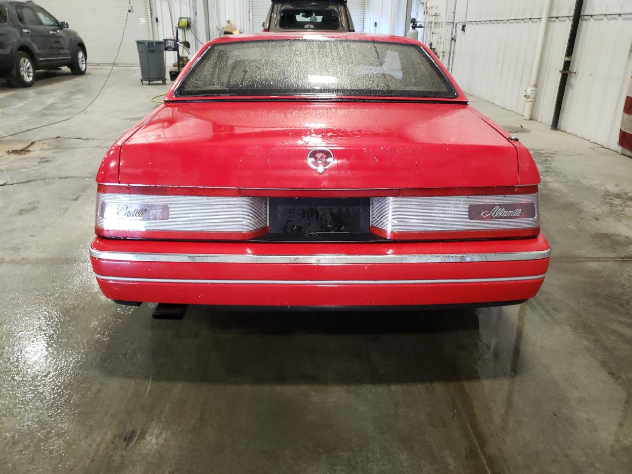 1989 Cadillac Allante VIN: 1G6VR318XKU102681 Lot: 62474775