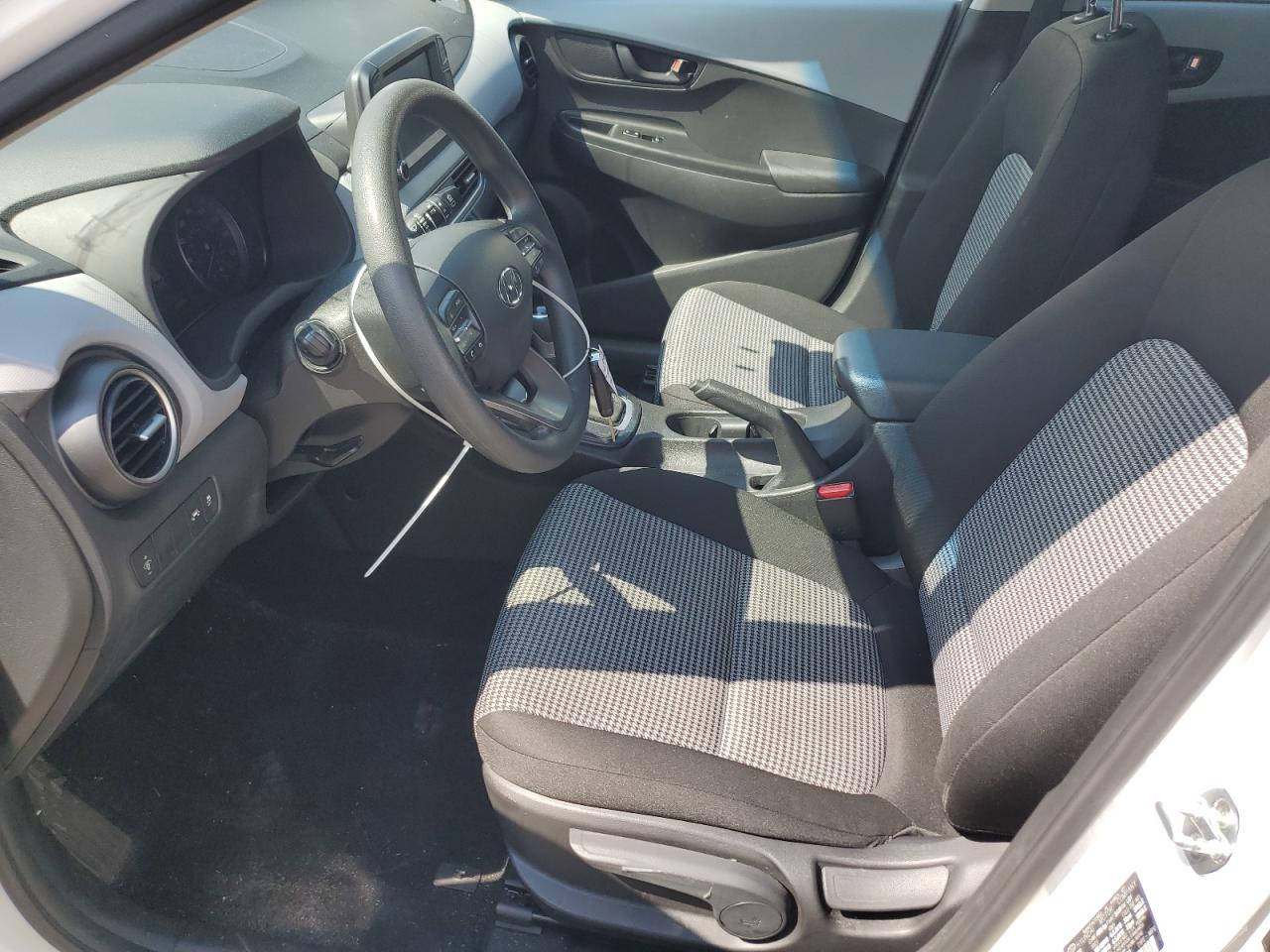 2021 Hyundai Kona Se VIN: KM8K1CAAXMU716302 Lot: 64051095